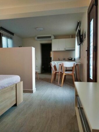 Kastelia - Photo3