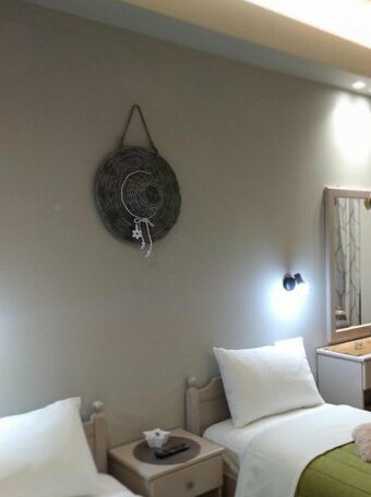 Maltezos Rooms - Photo2
