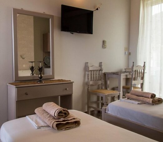 Maltezos Rooms - Photo4