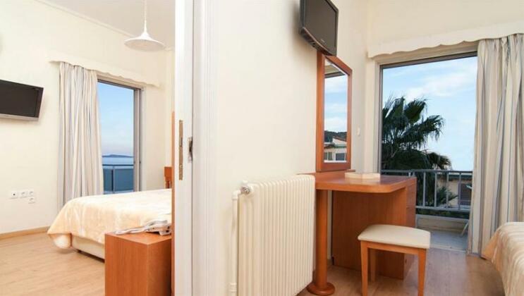 Saronis Hotel Methana - Photo5
