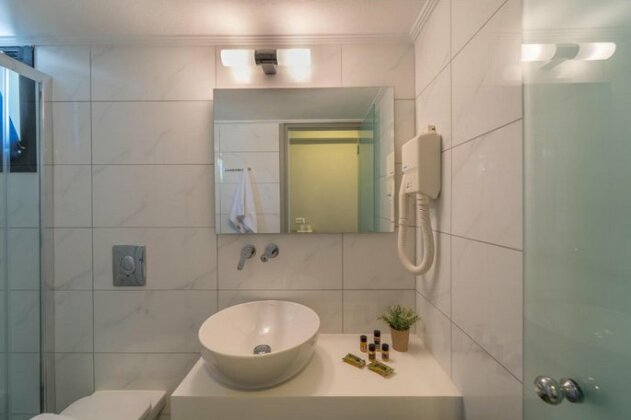 Achilles Hill Hotel - Photo4