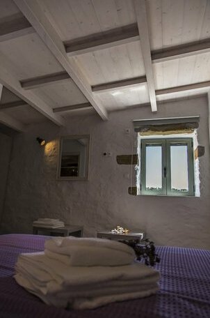 Afentiko Pigadi - Photo4