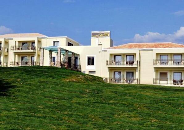 Finiki Plaza - Photo2