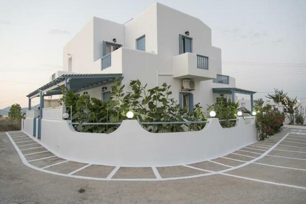 Aggelos Studios Milos - Photo2