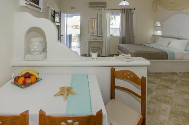Aggelos Studios Milos - Photo5