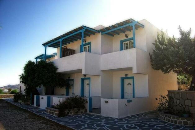 Agnanti Rooms Milos - Photo2