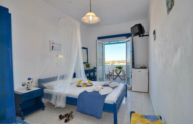 Agnanti Rooms Milos - Photo3