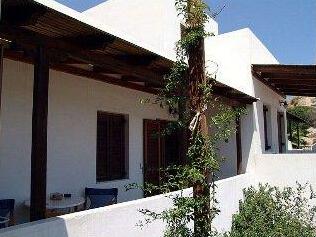 Artemis Bungalows - Photo3
