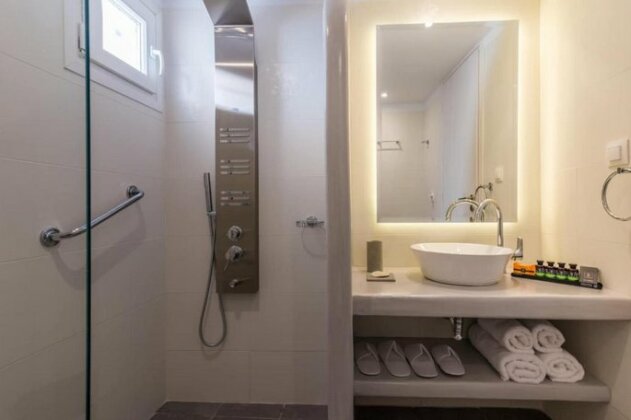 Babounis Suite - Photo4