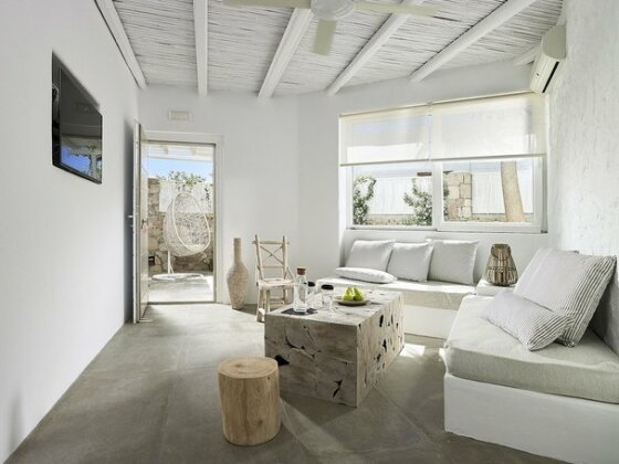 Delmar Apartments & Suites - Photo2