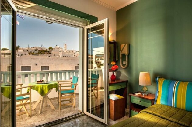 Dionisis Studios Milos - Photo3