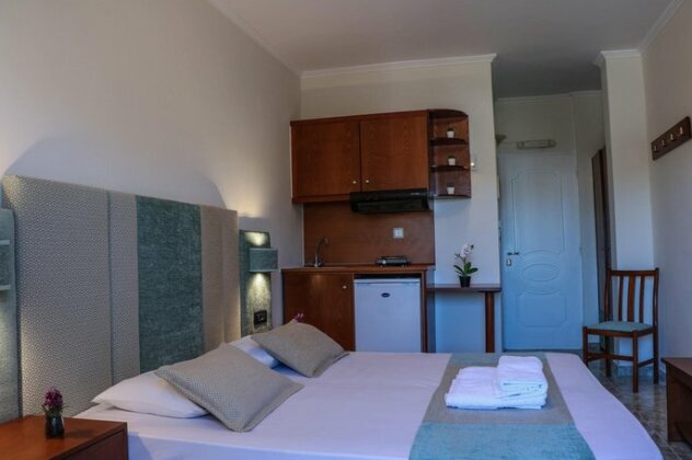 Dionisis Studios Milos - Photo4