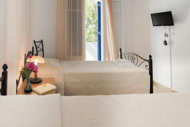 Elena Apartments Milos - Photo5
