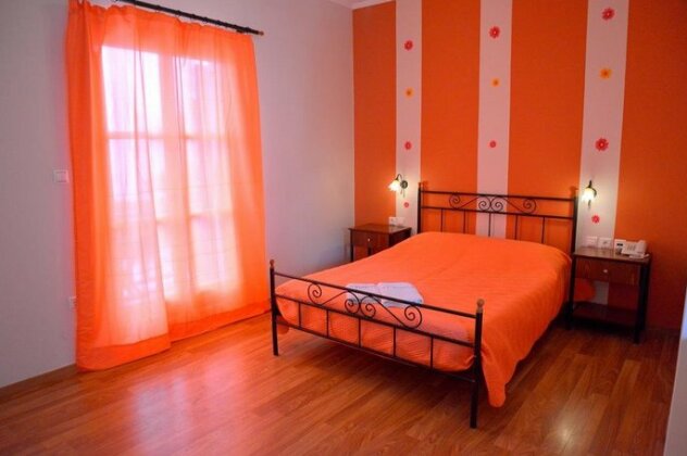 Finikas Studios Milos - Photo3