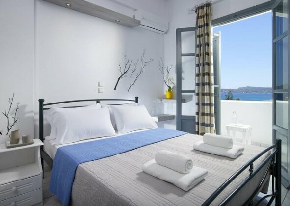 Galanis Rooms - Photo4