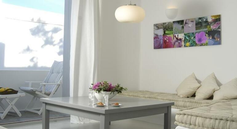 Kapetan Tasos Suites - Photo5