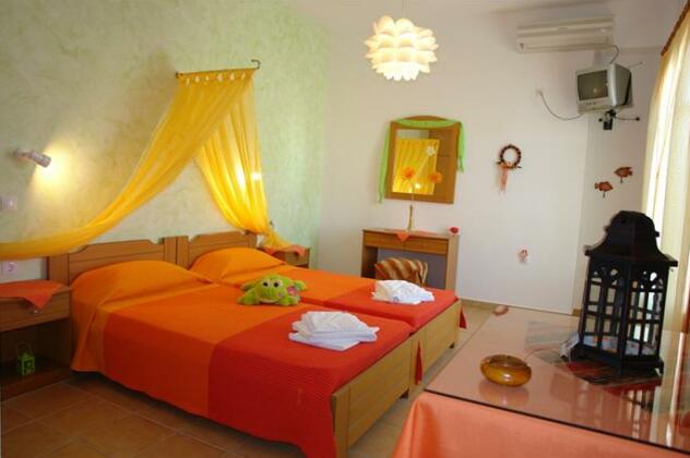Mantelena - Photo3