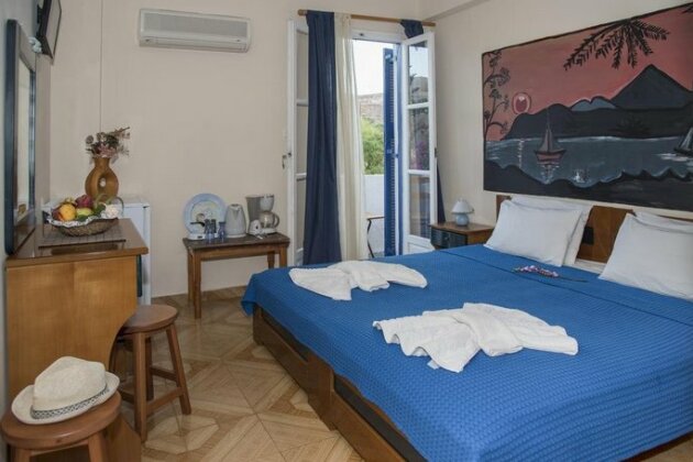 Mary Rooms - Photo3