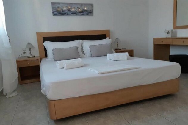 Moustakas Apartment - Photo2