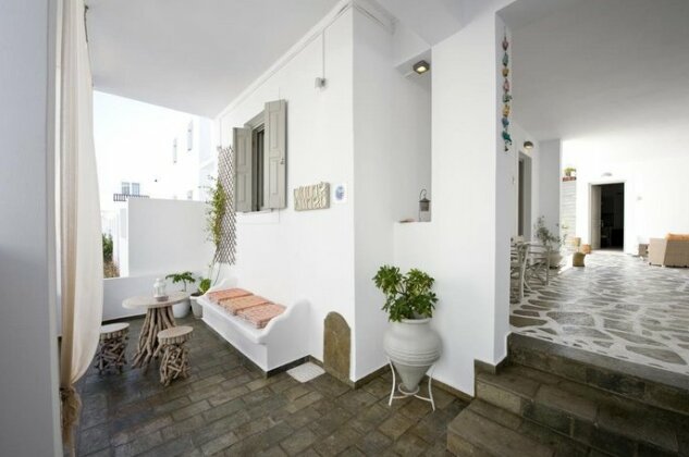 Ostria Studios Milos - Photo4