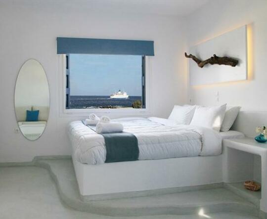 Perla Rooms