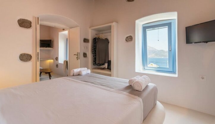 Plaka Suites - Photo2