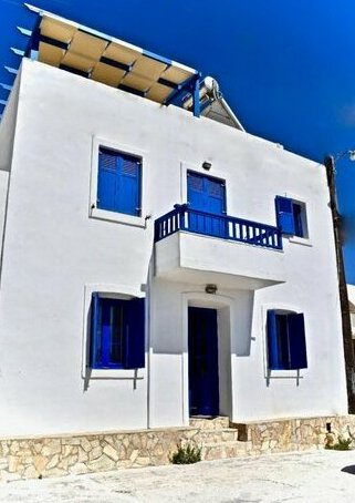 Renas Cycladic House