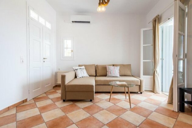 Renovated apartment in the center - Photo2
