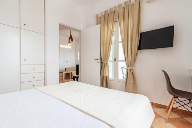 Renovated apartment in the center - Photo4