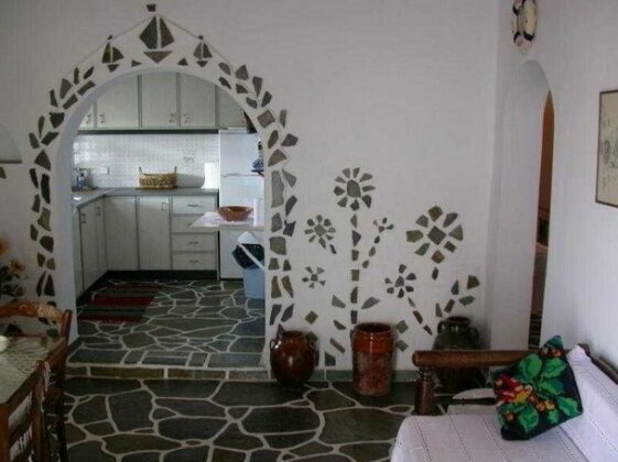 Sapfo Apartments Milos - Photo4