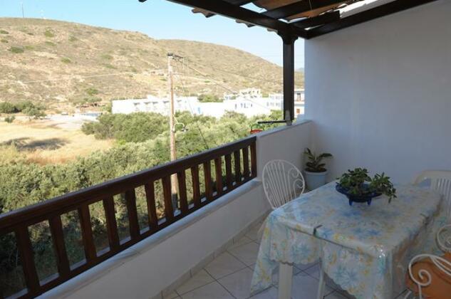 Tassoula Rooms - Photo4