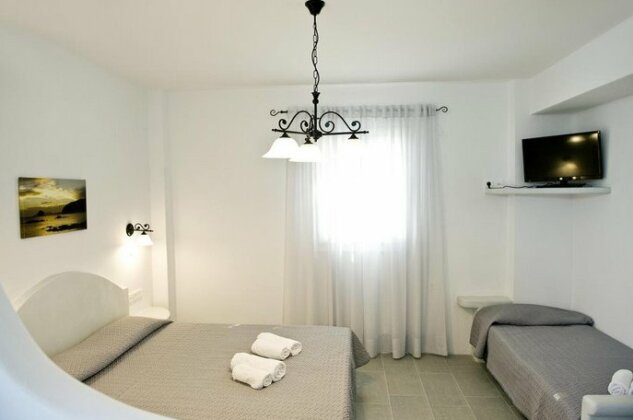 Veletas Rooms - Photo4
