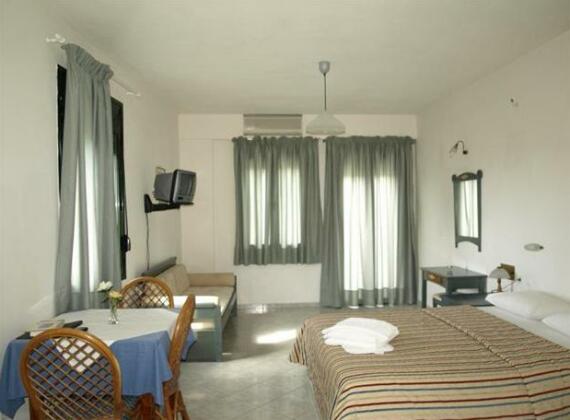Kastro Studios Apartments - Photo3
