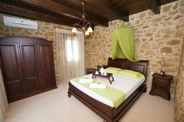 Villa-Aristotelis - Photo4