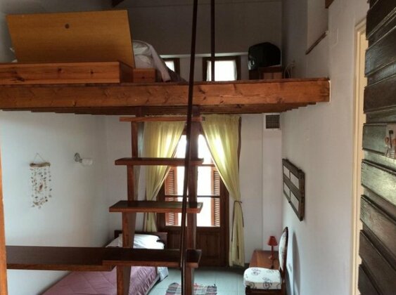 Aeolos Guesthouse - Photo4