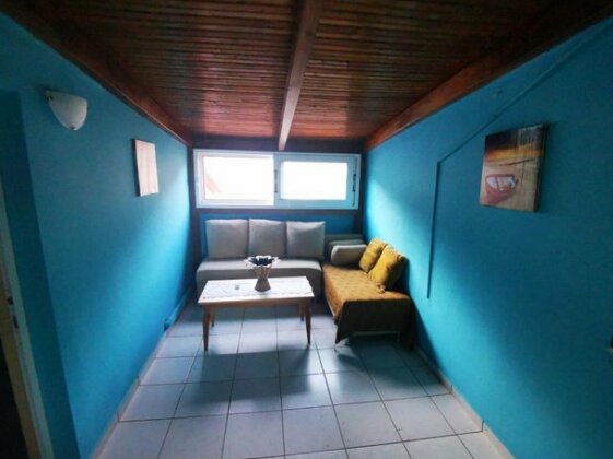 Lazarus Beach Sofitas - Photo4