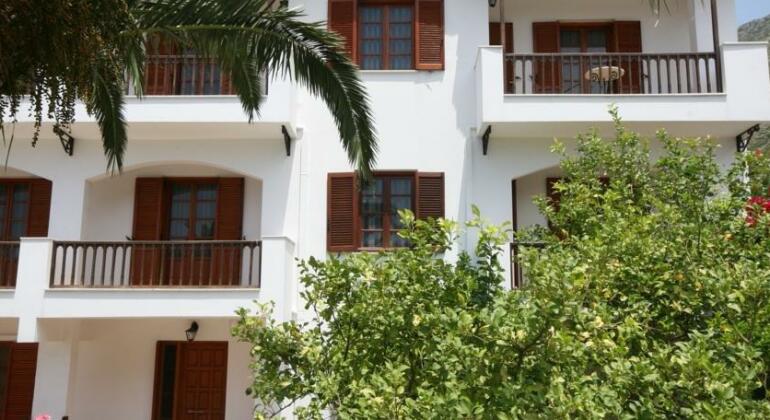 Venetia Apartments - Photo2