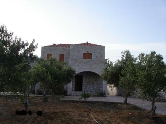 Xifias Stonehouse - Photo2