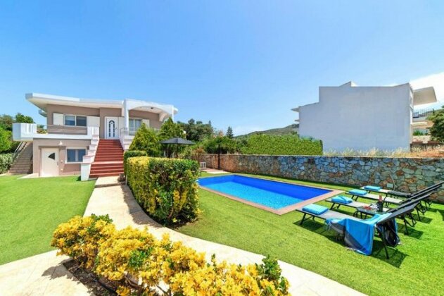 Chania City Villa Heated Pool - Photo3