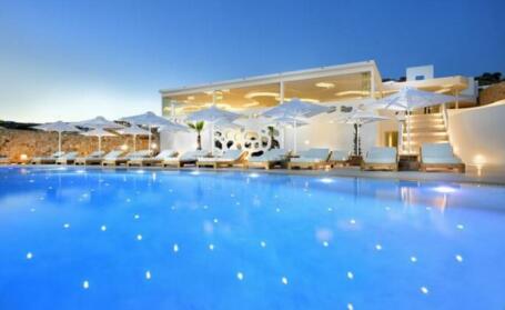 Anax Resort and Spa