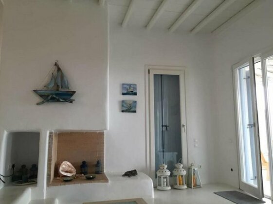 Beautiful Villa in Mykonos with Shared Swimming Pool - Photo4