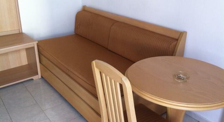 Laka Studios & Suites - Photo2