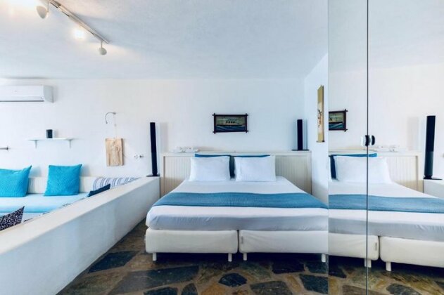 Mykonos Le Grand Bleu Beachfront Suite - Photo5