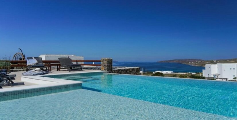 Villa Ortus White Cycladic Lux with Private Pool 3bed & 3bath