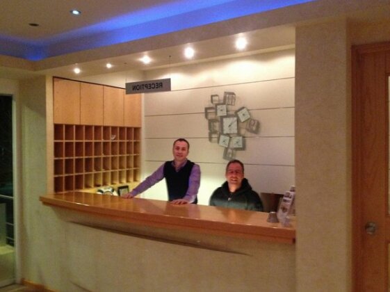 Plaza Hotel - Photo3