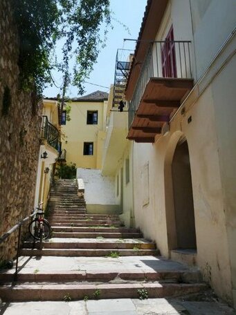 Cozy Apartment In Nafplio Old Town - Photo5