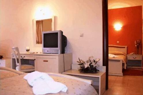 Asteras Hotel Naousa Imathia - Photo4