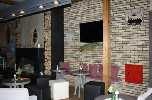 Naousa Natura Mountain Sports Hotel - Photo2