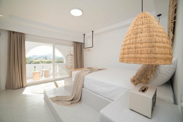 Iphimedeia Luxury Hotel & Suites - Photo2