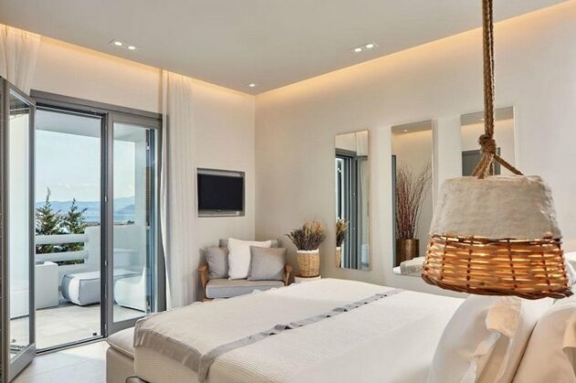 18 Grapes Hotel - Photo2